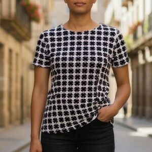 Roz & Ali Black and White Pattern Top